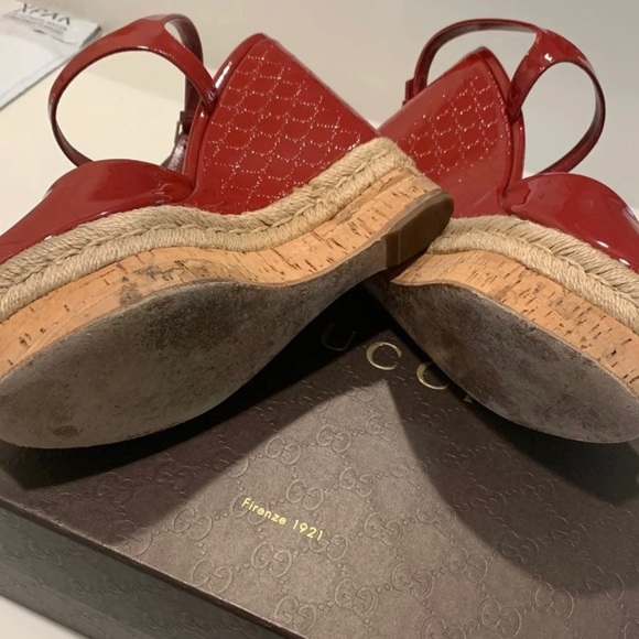 Gucci Red Hollie Patent Leather Platform Vernice Crystal Rose Bed Wedges - Picture 7 of 10